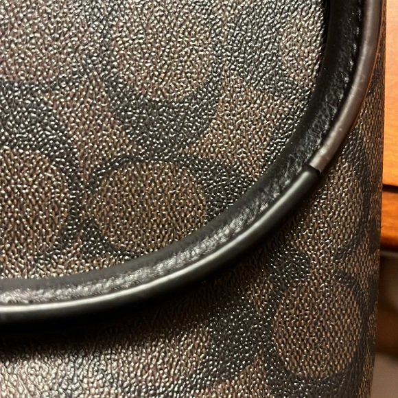 GU Coach Rowan’s satchel - Picture 12 of 14